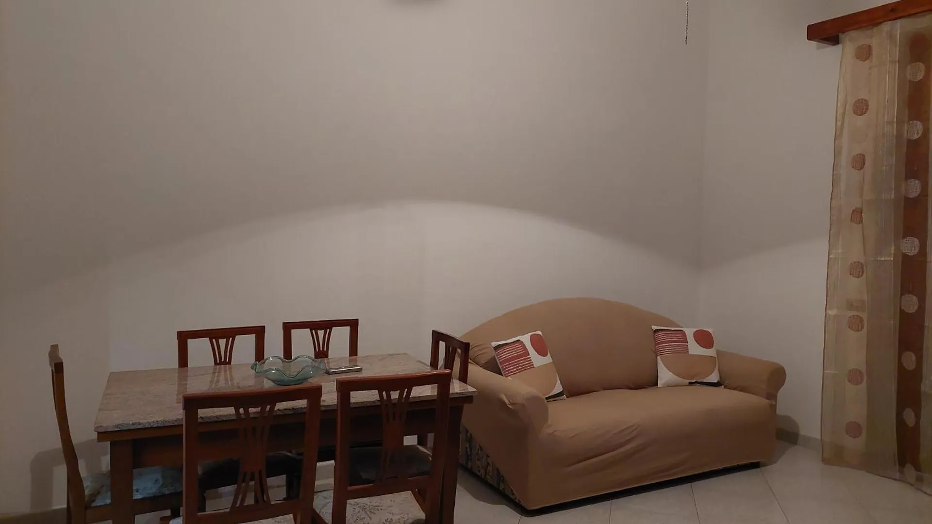 Casa Vacanze Vannucci contacts